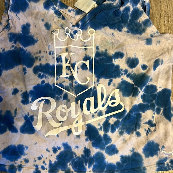 Pink Victoria’s Secret size medium Kansas City royals…. Tank top! SUPER CUTE!! - Picture 7 of 10